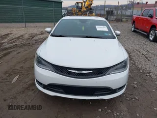 2016 Chrysler 200 S with VIN 1C3CCCBB4GN149792, listed as a IAAI auction lot 40886443 with 106,473 mi miles and . Bid and sale history available at carsss.com. Image 13.