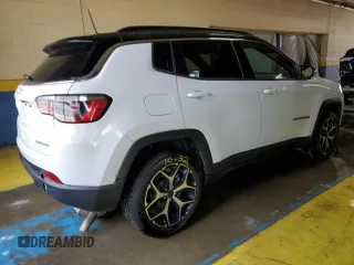 2025 Jeep Compass Limited with VIN 3C4NJDCN0ST509688, listed as a Copart auction lot 63526395 with 38,348 mi miles and Clean title. Bid and sale history available at DreamBid. Image 3.
