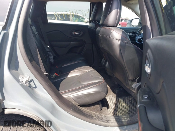 2015 Jeep Cherokee Trailhawk с VIN 1C4PJMBS7FW569497, выставлен на аукционе IAAI как лот 42744459 с пробегом 177 265 миль миль и . История ставок и продаж доступна на DreamBid. Изображение 8.