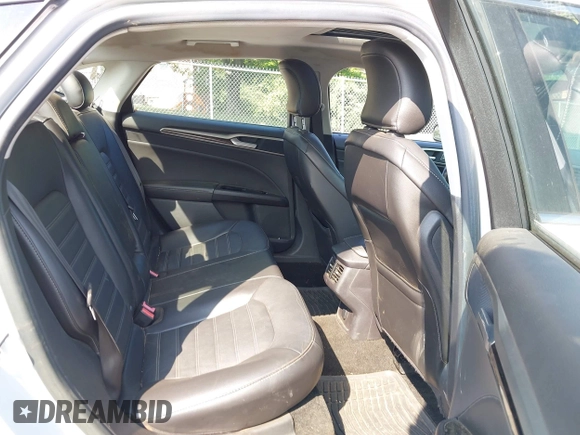2015 Ford Fusion SE с VIN 1FA6P0HD6F5119721, выставлен на аукционе IAAI как лот 42585323 с пробегом 129 359 миль миль и . История ставок и продаж доступна на DreamBid. Изображение 8.