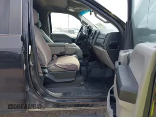 2017 Ford Super Duty F-250 SRW Lariat with VIN 1FT7W2BT9HEE94910, listed as a IAAI auction lot 42061321 with 265,615 mi miles. Bid and sale history available at carsss.com. Image 5.