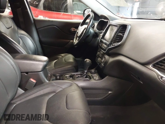 2020 Jeep Cherokee Limited z VIN 1C4PJMDN8LD534207, wystawiony jako IAAI lot #42457820 z przebiegiem 57 215 mil mil oraz . Historia ofert i sprzedaży dostępna na DreamBid. Obrazek 5.