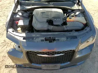 2019 Chrysler 300 Touring z VIN 2C3CCAAG6KH738698, wystawiony jako Copart lot #83997095 z przebiegiem 58 628 mil mil oraz Szkoda całkowita • Salvage title. Historia ofert i sprzedaży dostępna na DreamBid. Obrazek 13.