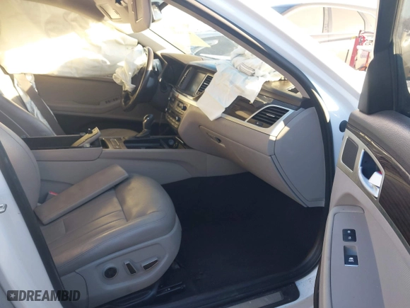 2016 Hyundai Genesis 3.8L with VIN KMHGN4JEXGU118461, listed as a IAAI auction lot 41368607 with 116,967 mi miles. Bid and sale history available at carsss.com. Image 5.