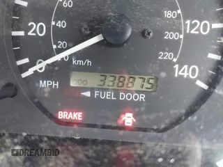 2000 Toyota Camry CE z VIN 4T1BG22K1YU663544, wystawiony jako IAAI lot #42252413 z przebiegiem 338 875 mil mil oraz . Historia ofert i sprzedaży dostępna na DreamBid. Obrazek 16.