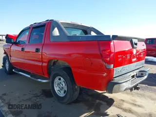 2004 Chevrolet Avalanche with VIN 3GNEC12T54G253253, listed as a IAAI auction lot 41787767 with 205,850 mi miles. Bid and sale history available at carsss.com. Image 3.