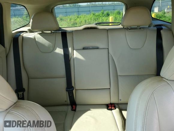 2014 Volvo XC60 3.2L z VIN YV4952DL0E2526338, wystawiony jako Copart lot #56057875 z przebiegiem 196 142 mil mil oraz Szkoda całkowita • Salvage title. Historia ofert i sprzedaży dostępna na DreamBid. Obrazek 10.