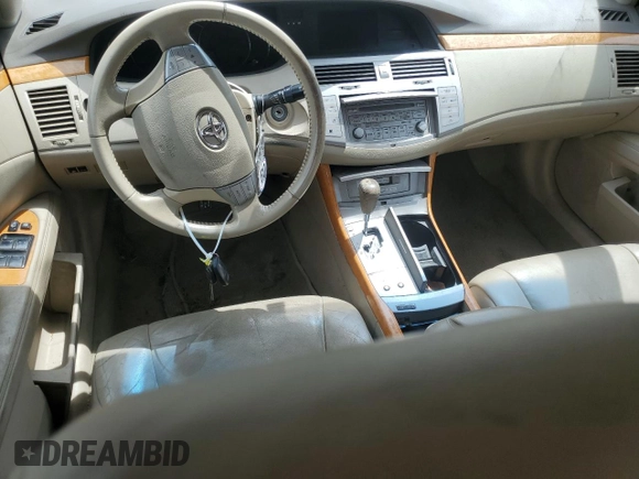 2006 Toyota Avalon XL z VIN 4T1BK36B46U104789, wystawiony jako Copart lot #56001885 z przebiegiem 427 702 mil mil oraz Szkoda całkowita • Salvage title. Historia ofert i sprzedaży dostępna na DreamBid. Obrazek 8.