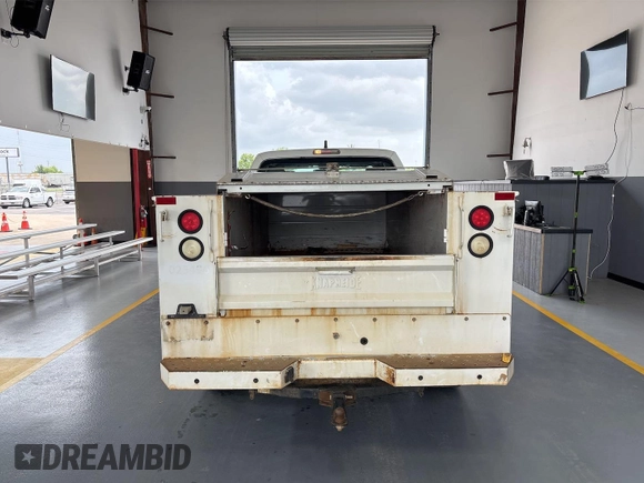 2011 Ford F-250 XL with VIN 1FT7X2B63BEB77171, listed as a IAAI auction lot 42677709 with 268,911 mi miles and . Bid and sale history available at DreamBid. Image 19.