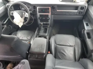 2010 Jeep Commander Sport с VIN 1J4RG4GKXAC137037, выставлен на аукционе Copart как лот 43152605 с пробегом 143 700 миль миль и Списание • Salvage title. История ставок и продаж доступна на DreamBid. Изображение 8.
