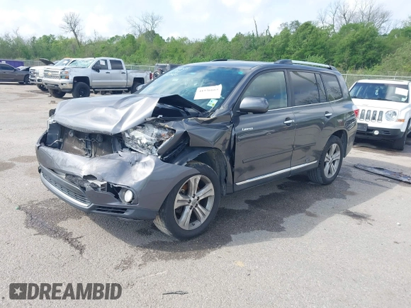 2011 Toyota Highlander Limited with VIN 5TDYK3EH8BS043420, listed as a IAAI auction lot 41936665 with 205,590 mi miles and . Bid and sale history available at DreamBid. Image 17.
