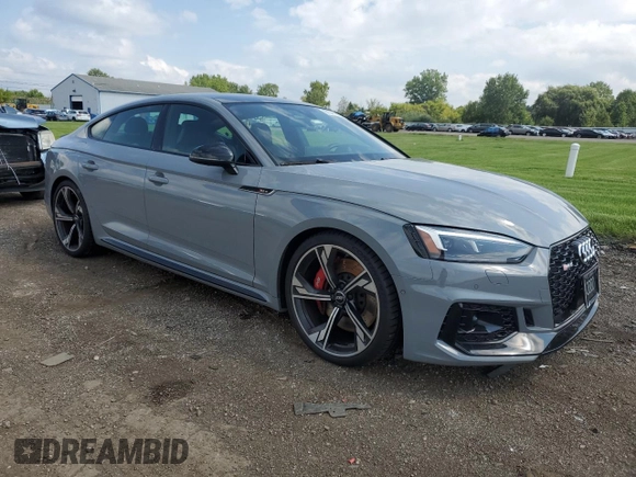 2019 Audi RS 5 Sportback z VIN WUABWCF57KA904231, wystawiony jako Copart lot #67341003 z przebiegiem 18 674 mil mil oraz . Historia ofert i sprzedaży dostępna na DreamBid. Obrazek 4.