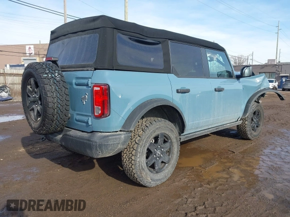2023 Ford Bronco with VIN 1FMEE5DHXPLB99888, listed as a IAAI auction lot 41470327 with 6,356 mi miles. Bid and sale history available at carsss.com. Image 4.