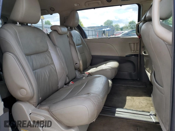 2015 Toyota Sienna XLE with VIN 5TDYK3DC7FS557268, listed as a Copart auction lot 55536475 with 80,791 mi miles and Clean title. Bid and sale history available at DreamBid. Image 11.