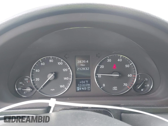 2005 Mercedes-Benz C 320 z VIN WDBRF84J65F655385, wystawiony jako IAAI lot #42215928 z przebiegiem 212 832 mil mil oraz . Historia ofert i sprzedaży dostępna na DreamBid. Obrazek 7.