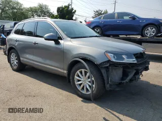2015 Volkswagen Touareg Lux с VIN WVGEP9BP2FD004595, выставлен на аукционе Copart как лот 59020375 с пробегом 135 319 миль миль и Списание • Salvage title. История ставок и продаж доступна на DreamBid. Изображение 4.