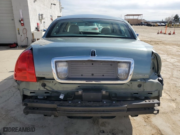 2006 Lincoln Town Car Signature with VIN 1LNHM81V56Y643370, listed as a Copart auction lot 48261835 with 87,027 mi miles and Salvage Title. Bid and sale history available at carsss.com. Image 6.