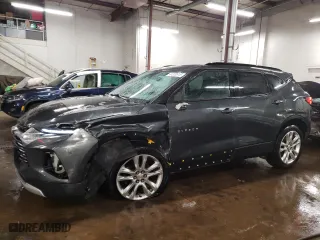 2019 Chevrolet Blazer with VIN 3GNKBHRS4KS622948, listed as a Copart auction lot 44320515 with 107,659 mi miles and Salvage Title. Bid and sale history available at carsss.com. Image 1.