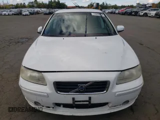 2007 Volvo S60 2.5L Turbo with VIN YV1RS592672644016, listed as a Copart auction lot 74090264 with 137,675 mi miles and Salvage Title. Bid and sale history available at carsss.com. Image 5.