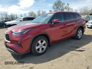 2022 Toyota Highlander LE z VIN 5TDBZRBH5NS173281, wystawiony jako Copart lot #51062145 z przebiegiem 138 426 mil mil oraz Szkoda całkowita • Salvage title. Historia ofert i sprzedaży dostępna na DreamBid. Obrazek 1.