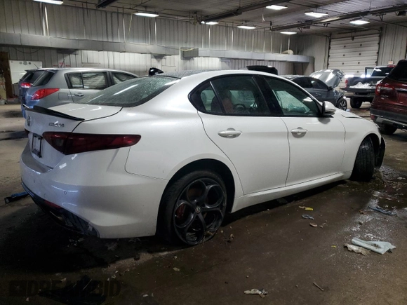 2018 Alfa Romeo Giulia Ti Sport with VIN ZARFAECN5J7576726, listed as a Copart auction lot 44971045 with Not provided miles and Clean title. Bid and sale history available at DreamBid. Image 3.