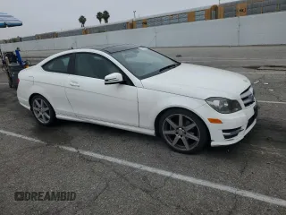 2013 Mercedes-Benz C 250 с VIN WDDGJ4HB3DG051259, выставлен на аукционе Copart как лот 64798525 с пробегом 80 760 миль миль и Чистый • Clean title. История ставок и продаж доступна на DreamBid. Изображение 4.