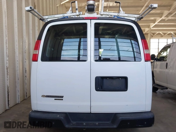 2015 Chevrolet Express Cargo with VIN 1GCWGFCF9F1277631, listed as a IAAI auction lot 42528992 with 243,209 mi miles and . Bid and sale history available at DreamBid. Image 16.