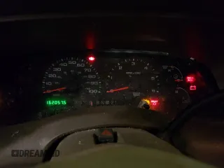 2003 Ford Excursion Limited z VIN 1FMNU43S93EA16294, wystawiony jako Copart lot #86100534 z przebiegiem 162 057 mil mil oraz Szkoda całkowita • Salvage title. Historia ofert i sprzedaży dostępna na DreamBid. Obrazek 9.