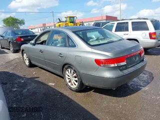 2006 Hyundai Azera SE with VIN KMHFC46F36A048952, listed as a IAAI auction lot 42522719 with 144,155 mi miles and . Bid and sale history available at DreamBid. Image 3.