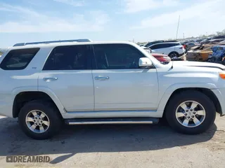 2011 Toyota 4Runner SR5 with VIN JTEZU5JR6B5026240, listed as a IAAI auction lot 41840510 with 99,900 mi miles. Bid and sale history available at carsss.com. Image 13.