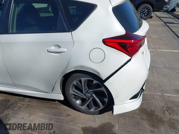2016 Scion iM z VIN JTNKARJE5GJ519355, wystawiony jako IAAI lot #41835445 z przebiegiem 175 968 mil mil oraz . Historia ofert i sprzedaży dostępna na DreamBid. Obrazek 18.