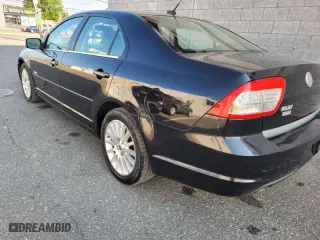 2008 Mercury Milan Premier with VIN 3MEHM08128R652925, listed as a Copart auction lot 42462105 with 145,000 mi miles and Clean Title. Bid and sale history available at carsss.com. Image 3.