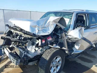 2016 Toyota 4Runner Limited with VIN JTEBU5JR4G5289948, listed as a IAAI auction lot 41929097 with Not provided miles and . Bid and sale history available at DreamBid. Image 6.