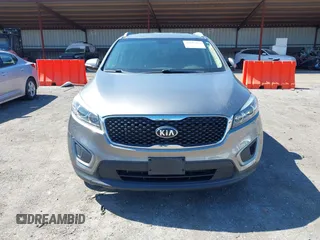 2016 Kia Sorento LX z VIN 5XYPGDA55GG110302, wystawiony jako IAAI lot #42045429 z przebiegiem 166 368 mil mil oraz . Historia ofert i sprzedaży dostępna na DreamBid. Obrazek 12.