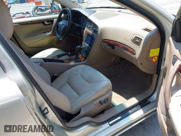 2005 Volvo S60 с VIN YV1RS592952441652, выставлен на аукционе IAAI как лот 42417094 с пробегом 174 894 миль миль и . История ставок и продаж доступна на DreamBid. Изображение 5.