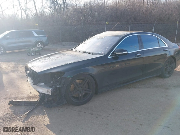 2015 Mercedes-Benz S-Class S 550 with VIN WDDUG8FB9FA113796, listed as a IAAI auction lot 41617393 with 132,884 mi miles. Bid and sale history available at carsss.com. Image 18.