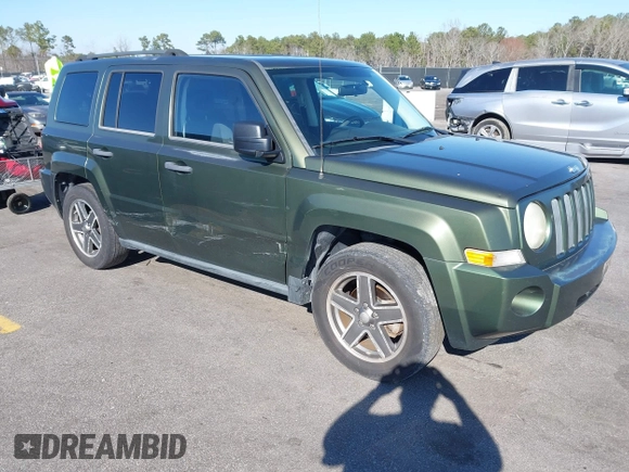 2009 Jeep Patriot Sport with VIN 1J4FT28B99D139661, listed as a IAAI auction lot 41644514 with 155,117 mi miles and . Bid and sale history available at DreamBid. Image 1.