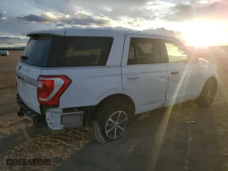 2019 Ford Expedition XL with VIN 1FMJU1GT4KEA06366, listed as a Copart auction lot 82216214 with 158,704 mi miles and Clean Title. Bid and sale history available at carsss.com. Image 3.