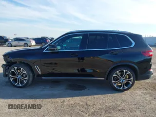 2021 BMW X5 sDrive40i with VIN 5UXCR4C03M9F14207, listed as a IAAI auction lot 41286501 with 41,679 mi miles and . Bid and sale history available at DreamBid. Image 15.