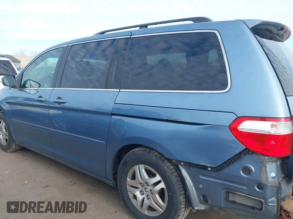 2005 Honda Odyssey EX-L with VIN 5FNRL38645B029325, listed as a IAAI auction lot 41958044 with 177,714 mi miles. Bid and sale history available at carsss.com. Image 13.