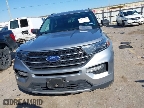 2020 Ford Explorer XLT with VIN 1FMSK7DH9LGD15494, listed as a IAAI auction lot 41619753 with 50,816 mi miles. Bid and sale history available at carsss.com. Image 12.