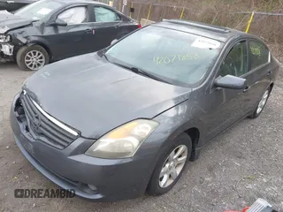 2007 Nissan Altima 2.5 S with VIN 1N4AL21E77C213186, listed as a IAAI auction lot 42071858 with 177,739 mi miles. Bid and sale history available at carsss.com. Image 2.