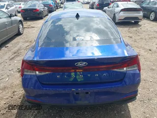 2021 Hyundai Elantra SEL z VIN 5NPLM4AG7MH045336, wystawiony jako IAAI lot #42016788 z przebiegiem 81 401 mil mil oraz . Historia ofert i sprzedaży dostępna na DreamBid. Obrazek 16.