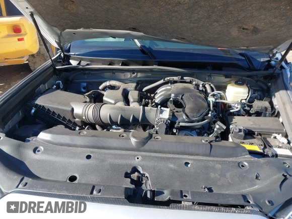 2022 Toyota 4Runner Limited z VIN JTEKU5JR2N6017275, wystawiony jako IAAI lot #41458168 z przebiegiem 40 743 mil mil oraz . Historia ofert i sprzedaży dostępna na DreamBid. Obrazek 10.
