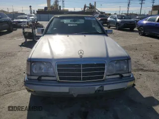 1994 Mercedes-Benz E Class with VIN WDBEA66E0RC089491, listed as a Copart auction lot 45417885 with 135,449 mi miles and Salvage Title. Bid and sale history available at carsss.com. Image 5.