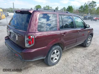 2007 Honda Pilot EX-L with VIN 5FNYF28517B002591, listed as a IAAI auction lot 41760295 with 204,533 mi miles. Bid and sale history available at carsss.com. Image 4.