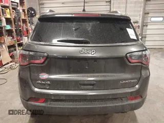 2018 Jeep Compass Limited with VIN 3C4NJDCB9JT245942, listed as a IAAI auction lot 41716399 with 67,587 mi miles. Bid and sale history available at carsss.com. Image 16.