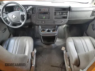 2018 Chevrolet Express Commercial with VIN 1GB0GSFG7J1333212, listed as a Copart auction lot 88714125 with 468,934 mi miles and Clean Title. Bid and sale history available at carsss.com. Image 8.