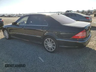 2006 Mercedes-Benz S-Class 4.3L with VIN WDBNG70J16A477878, listed as a Copart auction lot 46888455 with 204,950 mi miles and Clean Title. Bid and sale history available at carsss.com. Image 2.