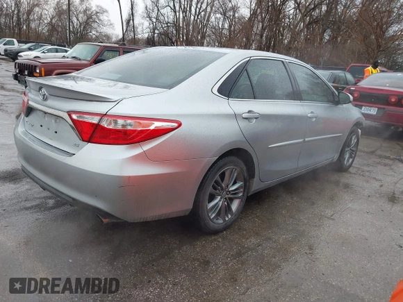 2017 Toyota Camry XLE with VIN 4T1BF1FK6HU346396, listed as a IAAI auction lot 41705502 with 97,352 mi miles. Bid and sale history available at carsss.com. Image 4.